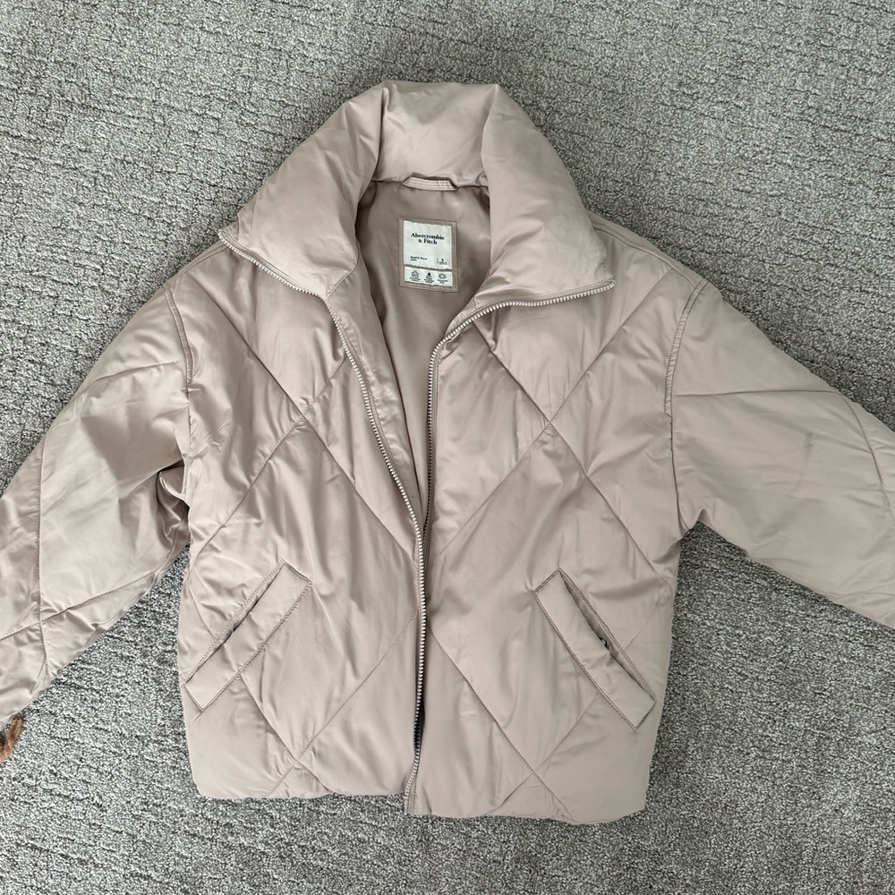 Abercrombie light puffer jacket